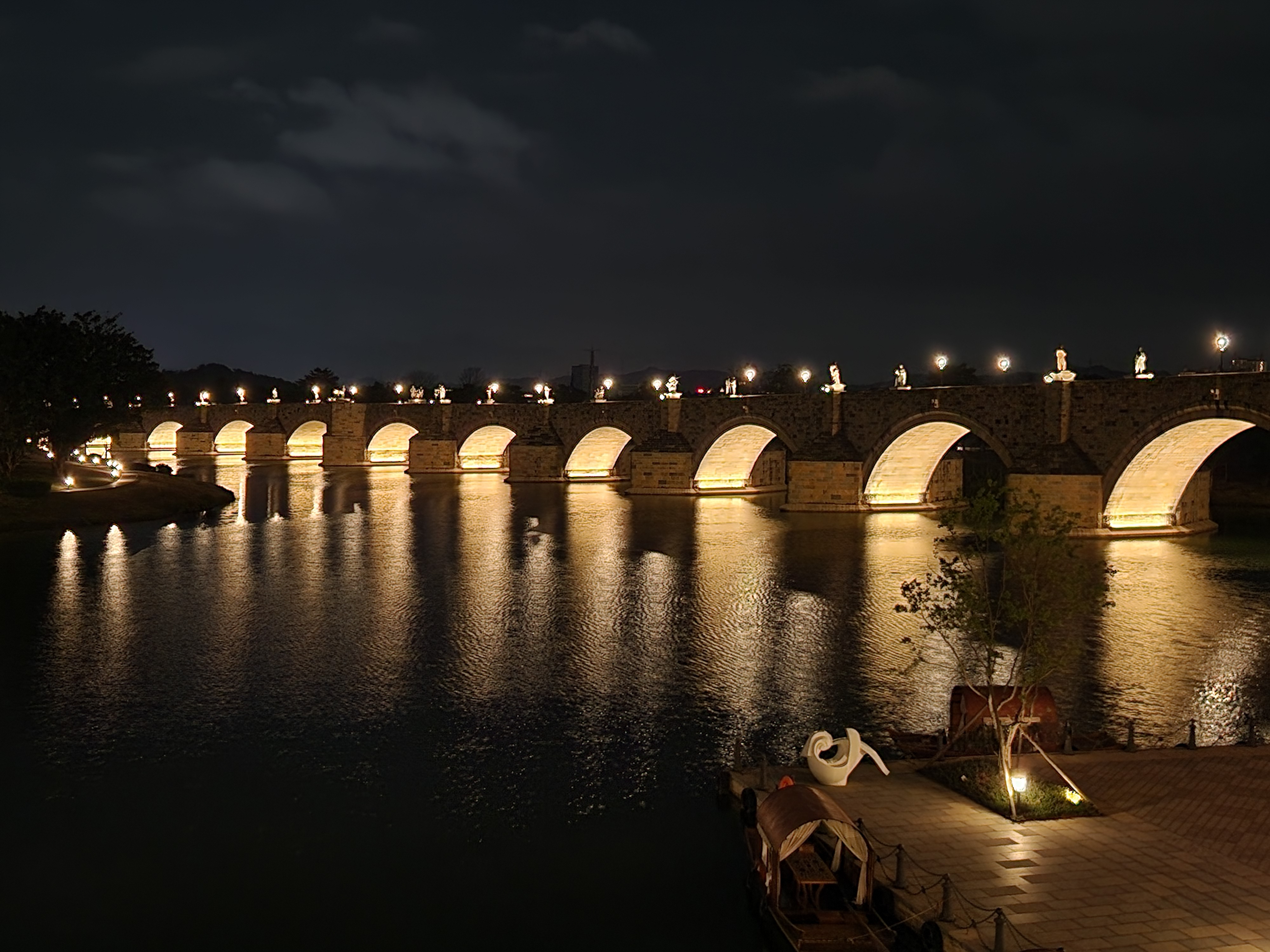 Songshan lake bridge night